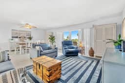 Beach Oasis! Your Perfect Beach Vacation with Heated Pool!