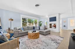 Beautiful Waterfront House with Pool & Dock Access! Close to Beach & Restaurants!