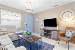 Escape Winter in Indian Rocks Beach! 2/1 Across from Beach Access! New Management!