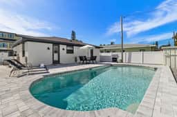 Perfect Family Getaway with Pool in Madeira Beach! 1 Block to Beach Access and Restaurants!