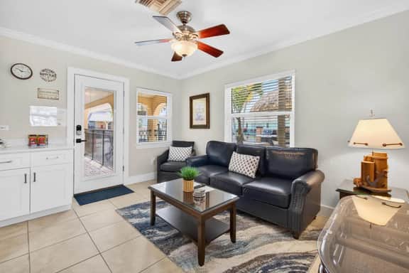 Coconut Villa's - Suite 10