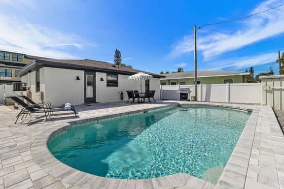 Perfect Family Getaway with Pool in Madeira Beach! 1 Block to Beach Access and Restaurants!