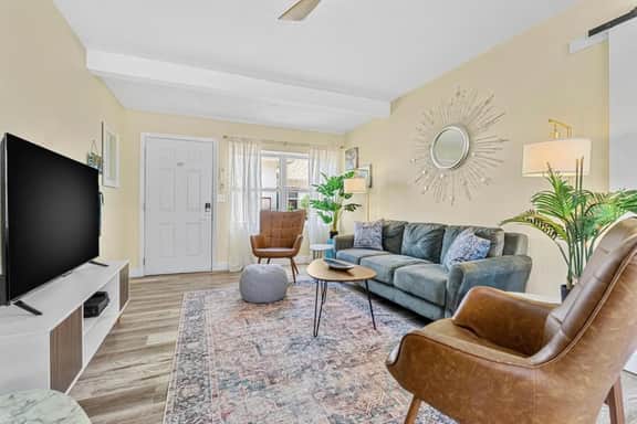 Visit the newly renovated Covare Suites in St Pete Beach! 2 Blocks to Upham Beach Access!