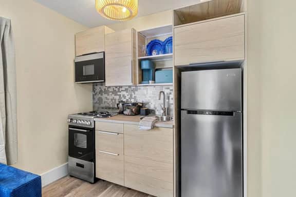 Visit the newly renovated Covare Suites in St Pete Beach! 2 Blocks to Upham Beach Access!