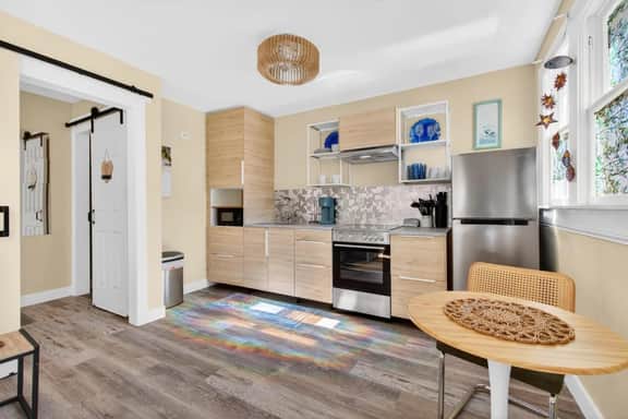 Visit the newly renovated Covare Suites in St Pete Beach! 2 Blocks to Upham Beach Access!