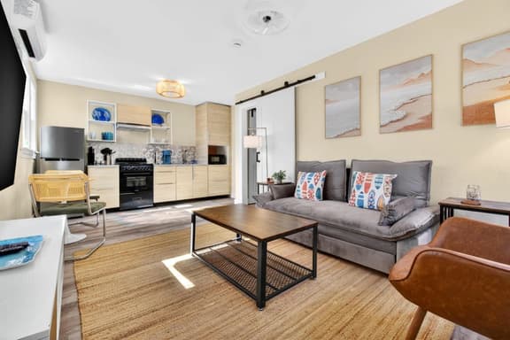 Visit the newly renovated Covare Suites in St Pete Beach! 2 Blocks to Upham Beach Access!